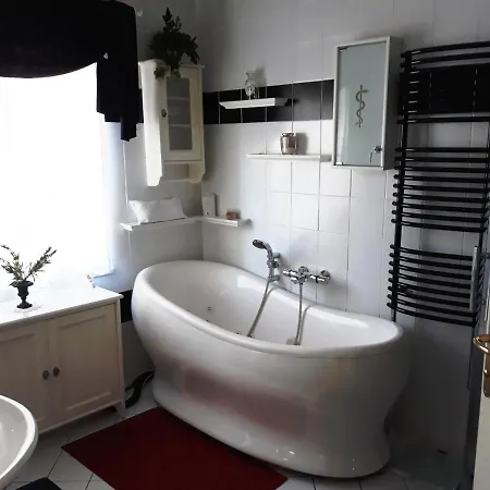 Ferienhaus Bed & Pool *